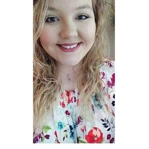 Meet your Posher, Ashlee